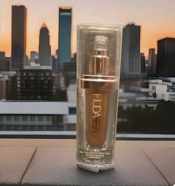 Huda Beauty N.Y.M.P.H. All Over Body Highlighter – 35ml